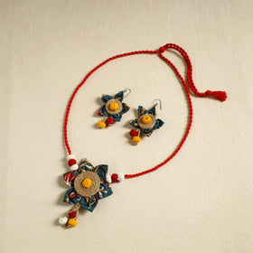 Buy Handmade Jute Fabart Necklace Set