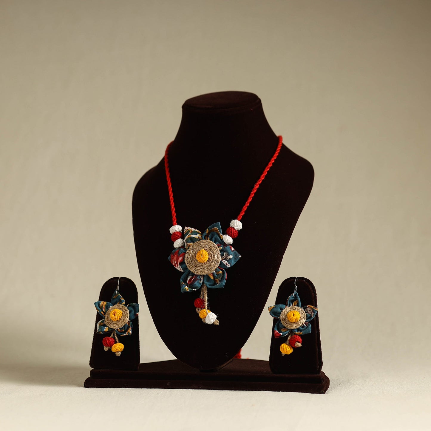 Buy Handmade Jute Fabart Necklace Set
