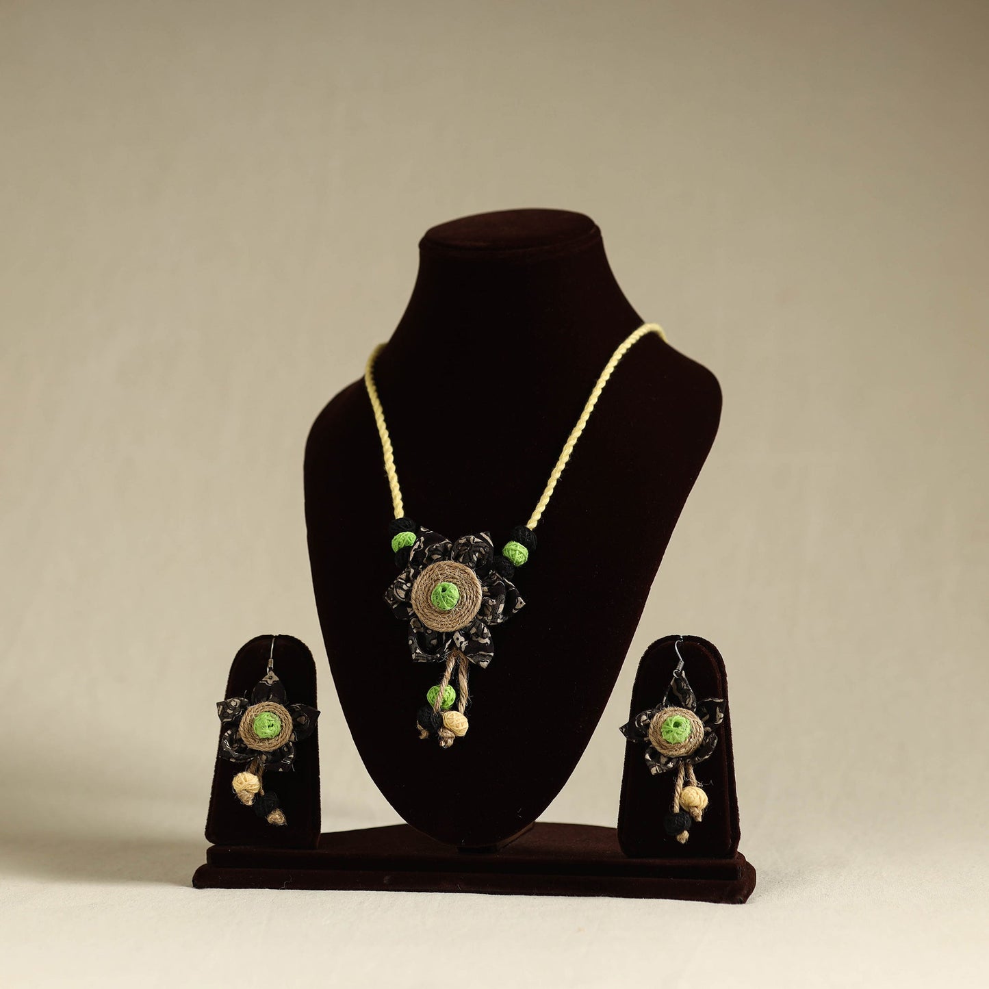 Buy Handmade Jute Fabart Necklace Set