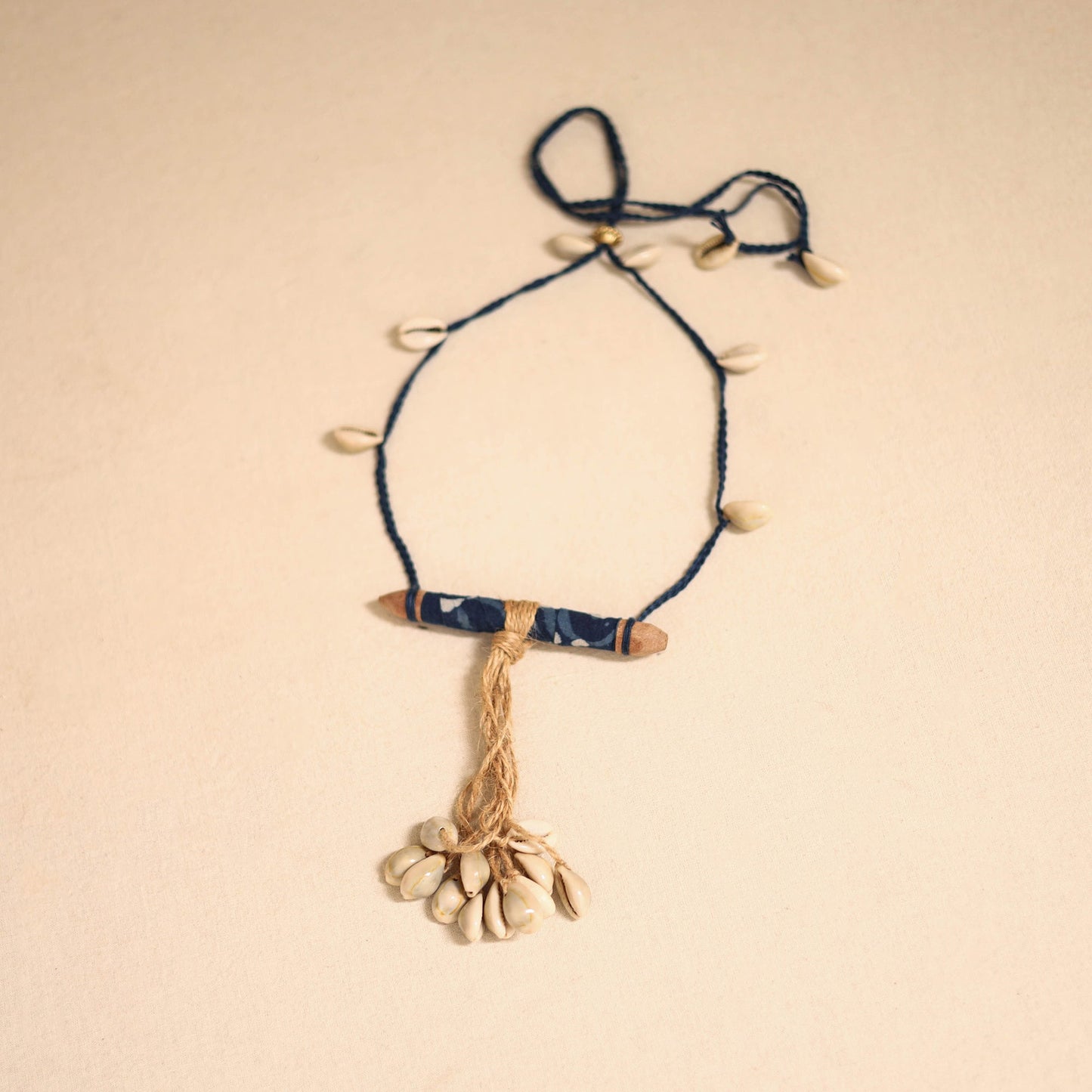 Multicolor - handmade jute & shell work necklace 74