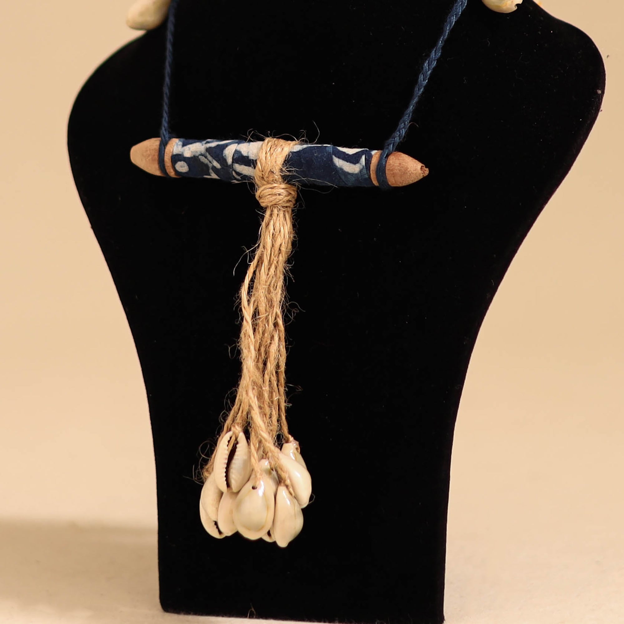 Multicolor - handmade jute & shell work necklace 74