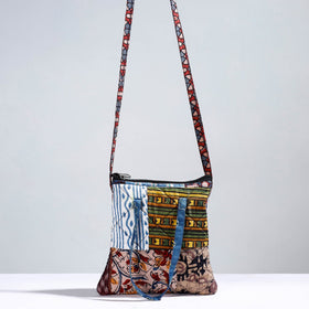  Handmade Quilted Cotton Patchwork Sling Bag 09  