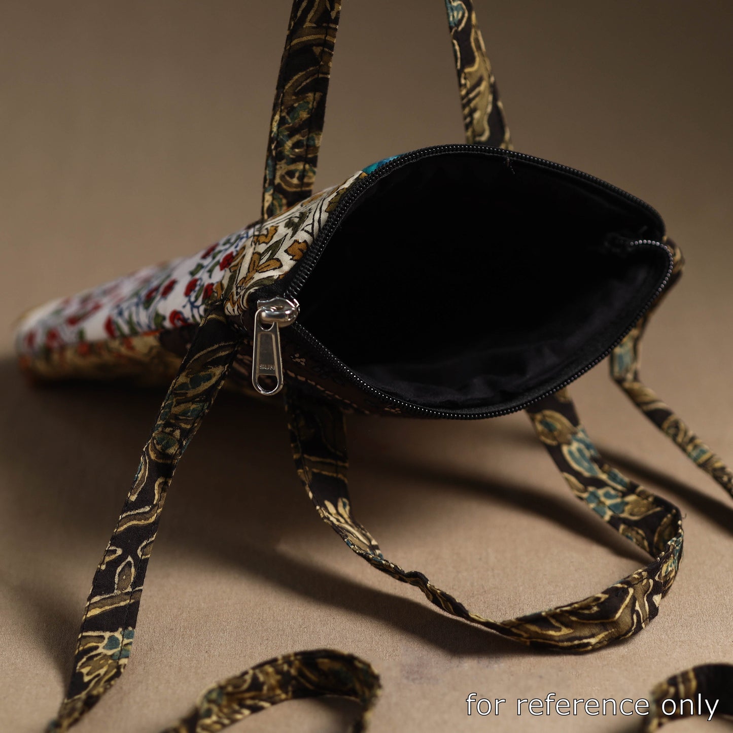 Buy Handmade Quilted Cotton Patchwork Sling Bag 34 Online at iTokri.com