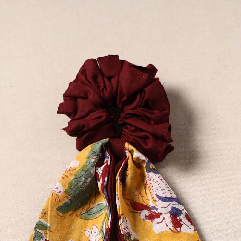 Handmade rubber band/scarf scrunchie 48 - handcrafted