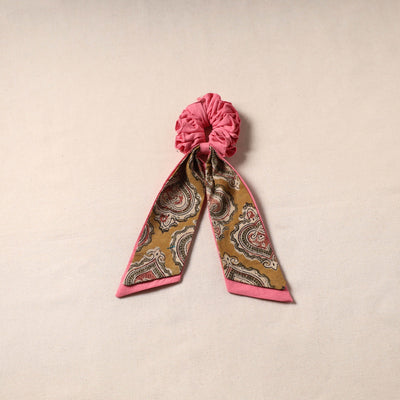 Handmade rubber band/scarf scrunchie 53 - handcrafted