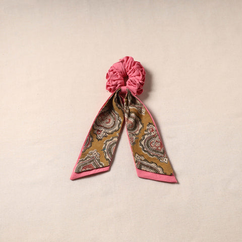 Handmade rubber band/scarf scrunchie 53 - handcrafted
