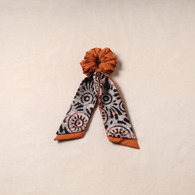 Handmade rubber band/scarf scrunchie 59 - handcrafted