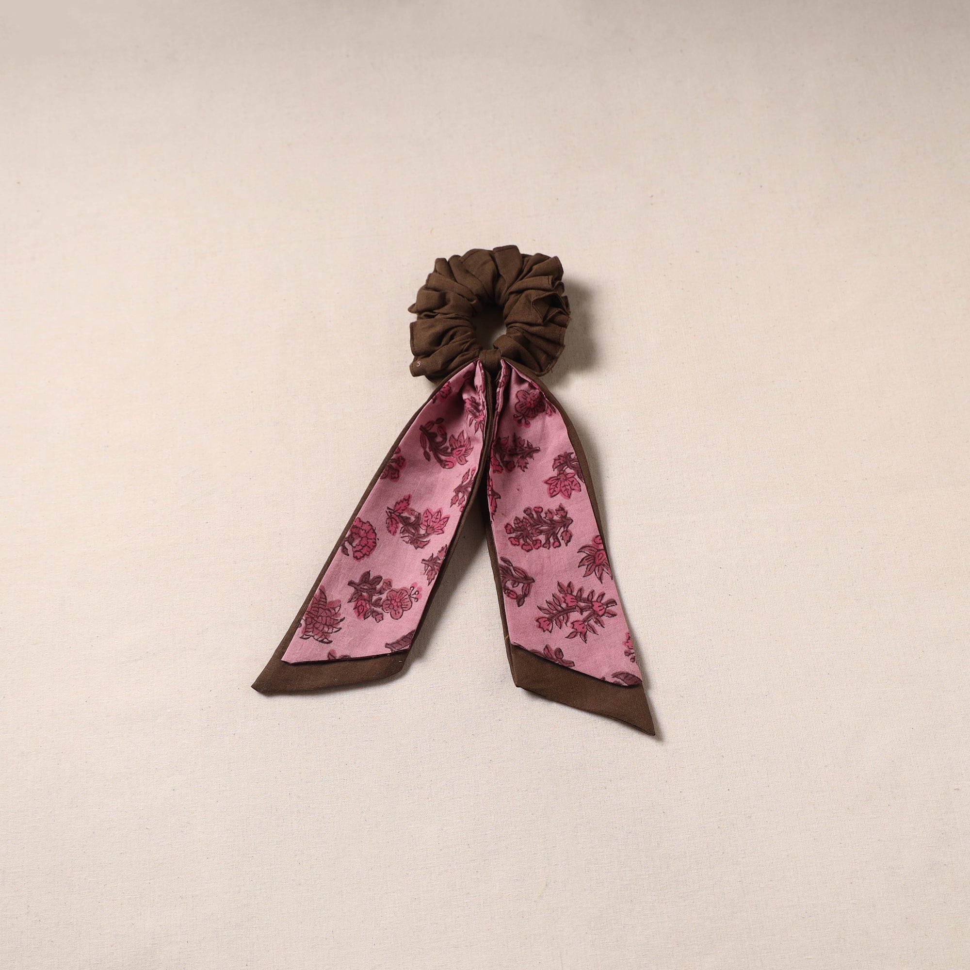 Handmade rubber band/scarf scrunchie 65 - handcrafted