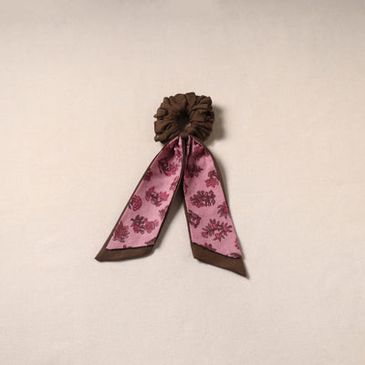 Handmade rubber band/scarf scrunchie 65 - handcrafted