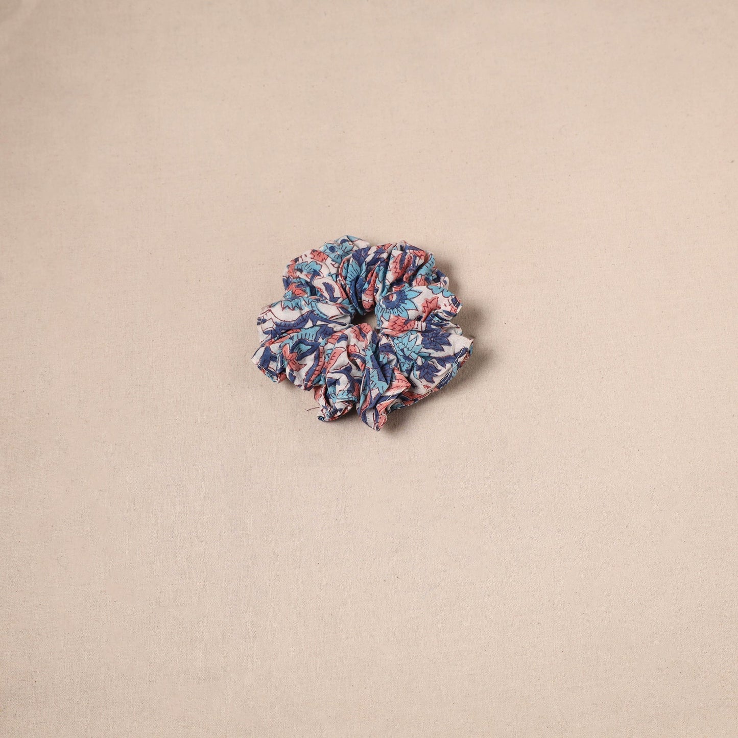 Handmade rubber band/scrunchie 156 - handcrafted