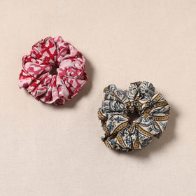 Handmade rubber band/scrunchies (set of 2) 122 - handcrafted