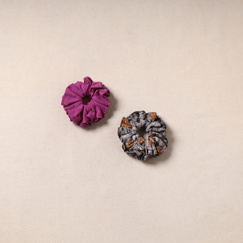 Handmade rubber band/scrunchies (set of 2) 125 - handcrafted