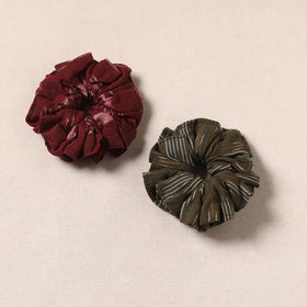 Handmade rubber band/scrunchies (set of 2) 138 - handcrafted
