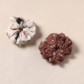Handmade rubber band/scrunchies (set of 2) 141 - handcrafted