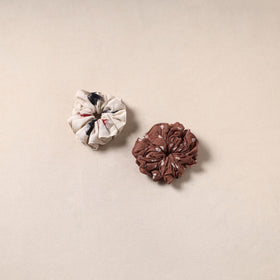 Handmade rubber band/scrunchies (set of 2) 141 - handcrafted