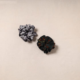 Handmade rubber band/scrunchies (set of 2) 147 - handcrafted