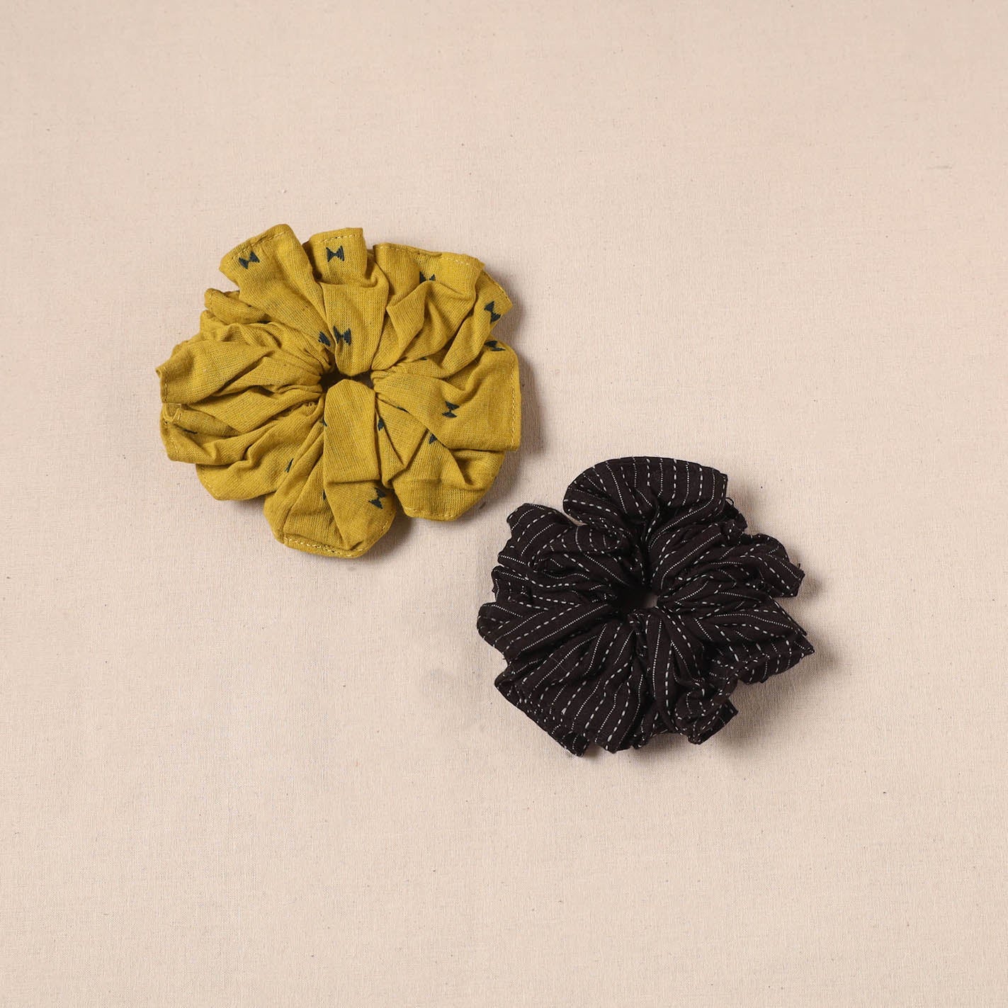 Handmade rubber band/scrunchies (set of 2) 15 - handcrafted