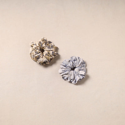 Handmade rubber band/scrunchies (set of 2) 158 - handcrafted
