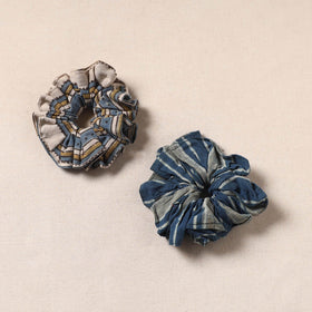 Handmade rubber band/scrunchies (set of 2) 185 - handcrafted