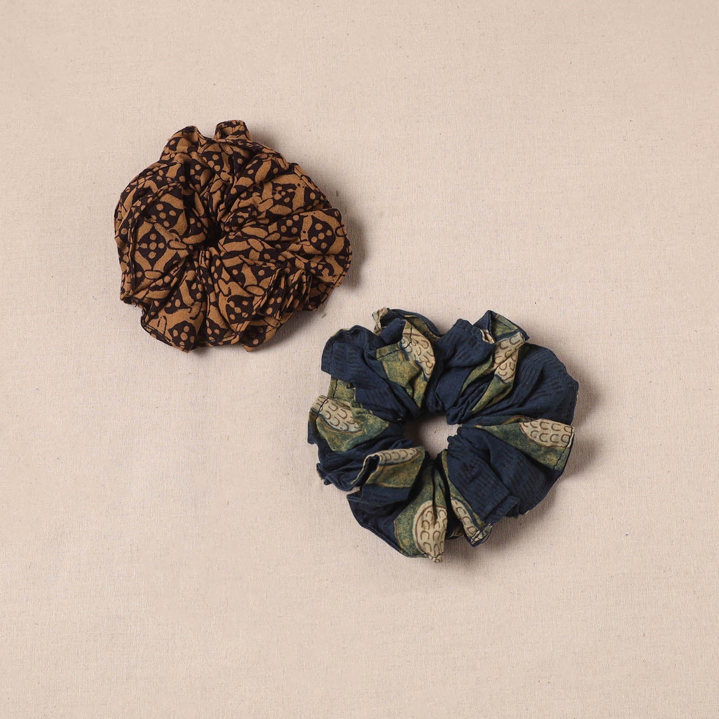 Handmade rubber band/scrunchies (set of 2) 19 - handcrafted