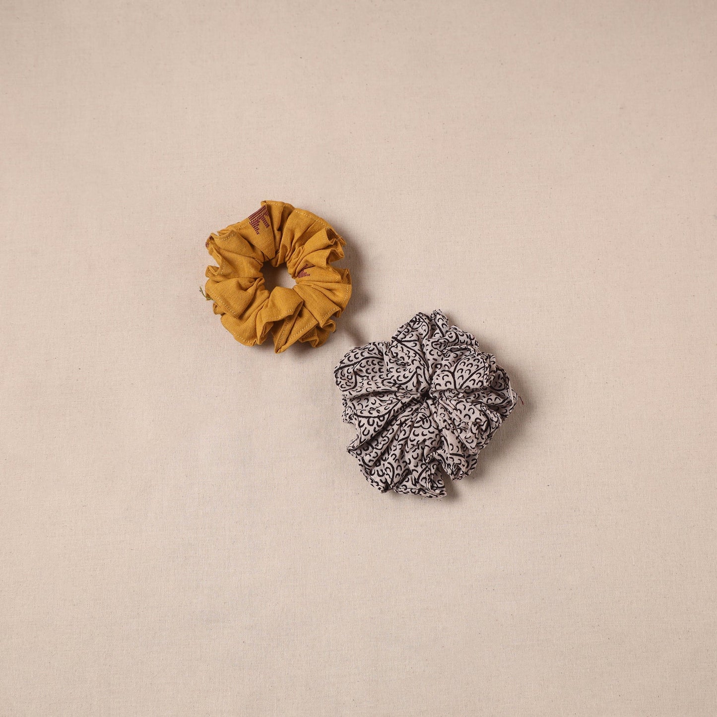 Handmade rubber band/scrunchies (set of 2) 20 - handcrafted