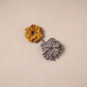 Handmade rubber band/scrunchies (set of 2) 20 - handcrafted