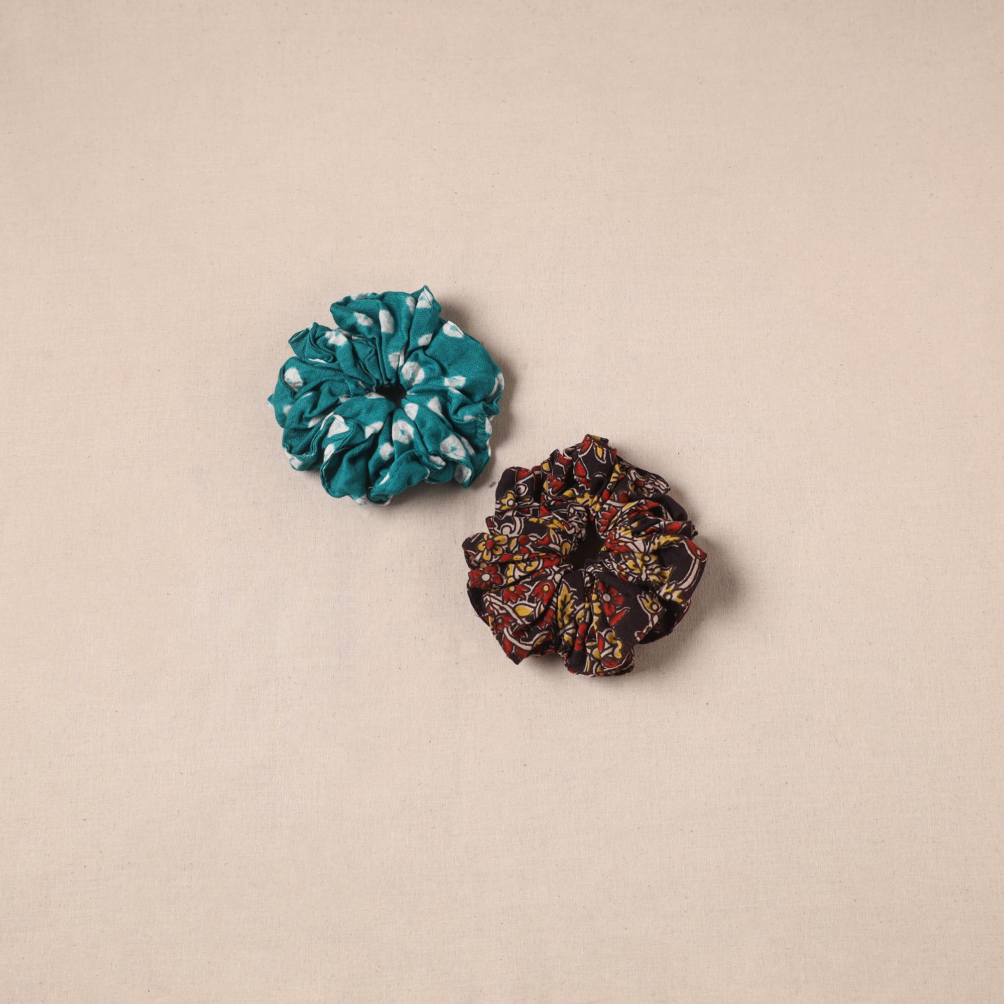 Handmade rubber band/scrunchies (set of 2) 23 - handcrafted