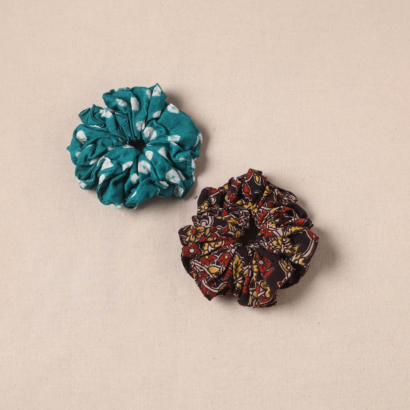 Handmade rubber band/scrunchies (set of 2) 23 - handcrafted