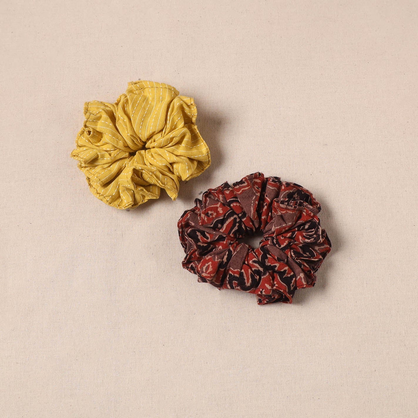 Handmade rubber band/scrunchies (set of 2) 27 - handcrafted