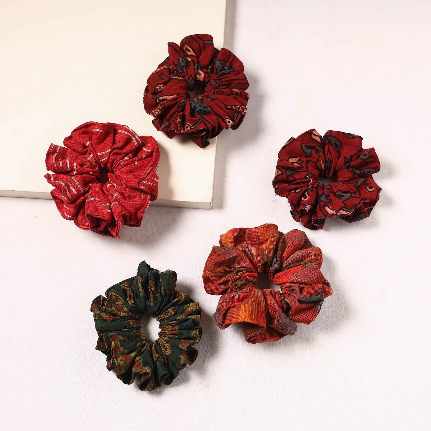 Handmade rubber band/scrunchies (set of 5) 07 - handcrafted