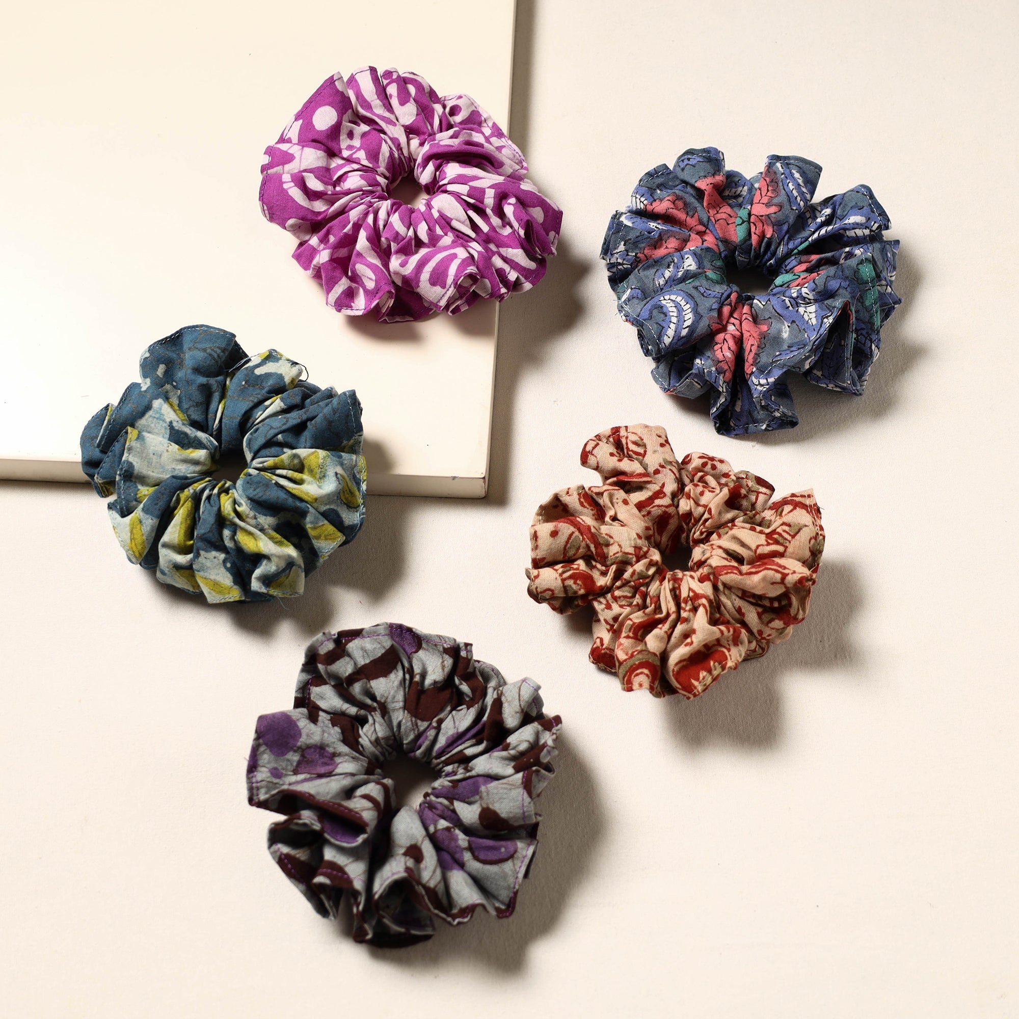 Multicolor - handmade rubber band/scrunchies (set of 5) 07