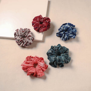Handmade rubber band/scrunchies (set of 5) 108 - handcrafted