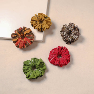 Handmade rubber band/scrunchies (set of 5) 112 - handcrafted