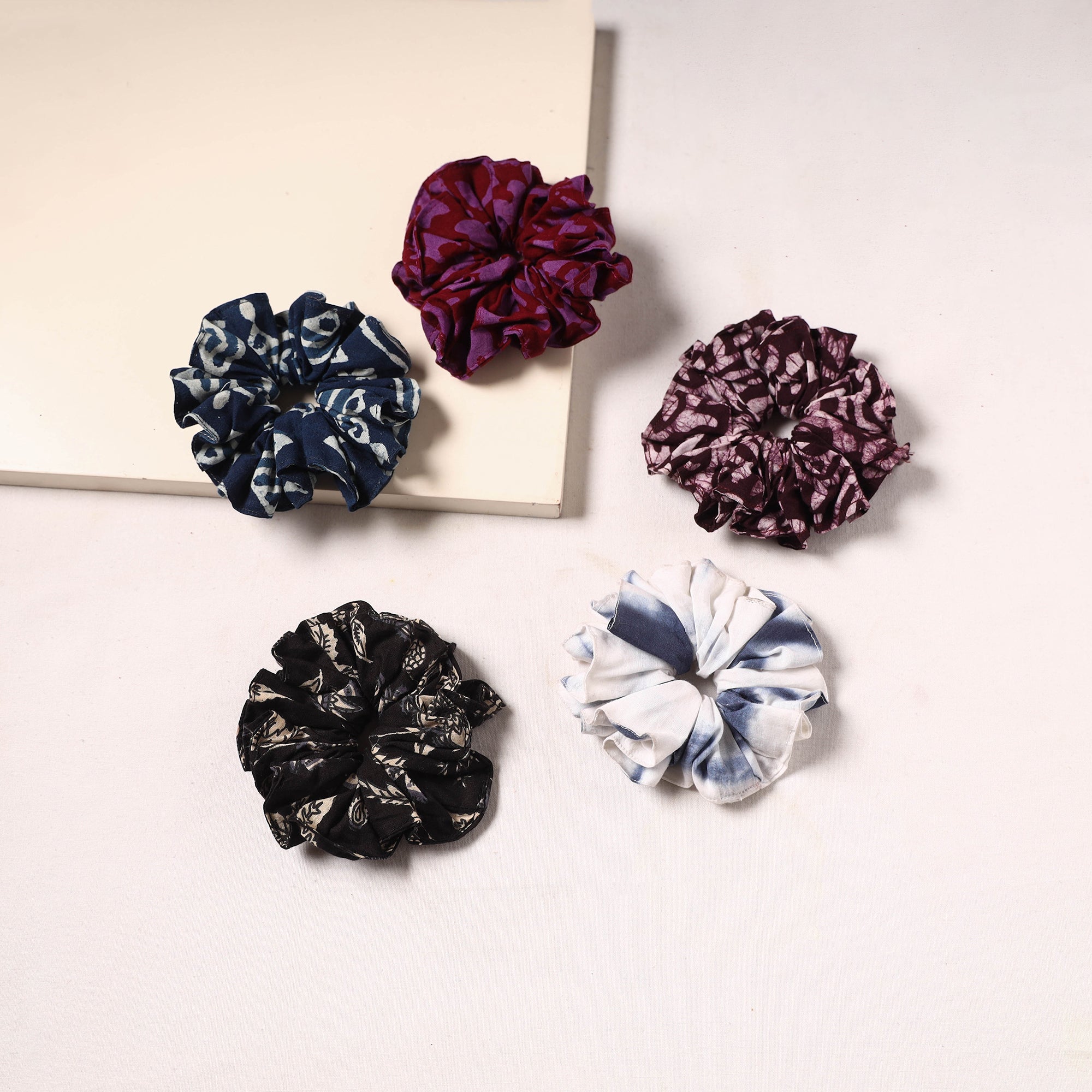 Handmade rubber band/scrunchies (set of 5) 13 - handcrafted