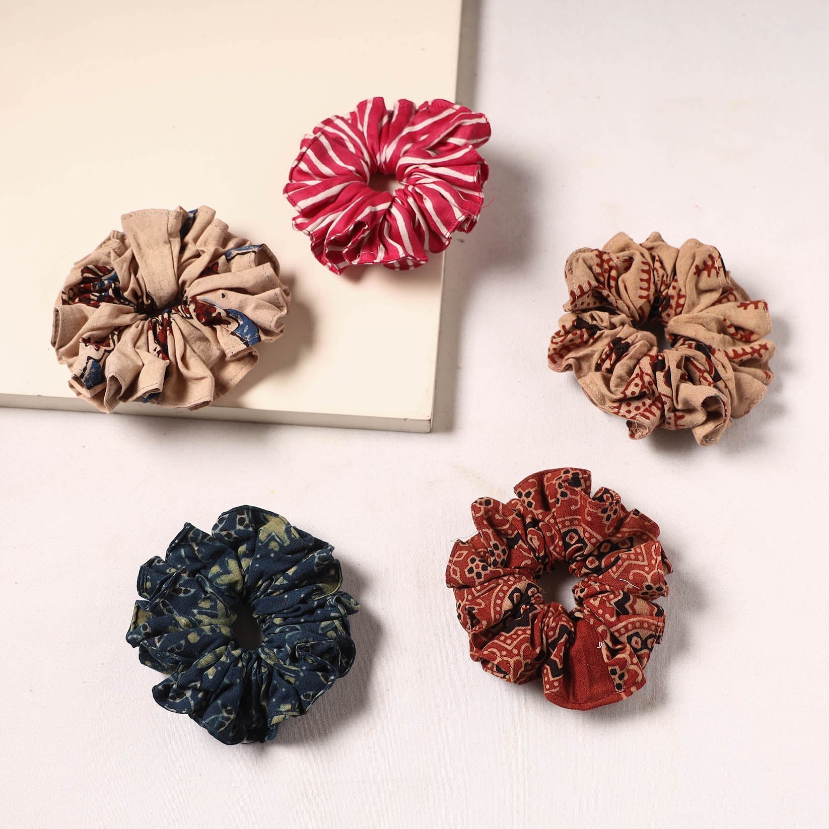 Handmade rubber band/scrunchies (set of 5) 14 - handcrafted