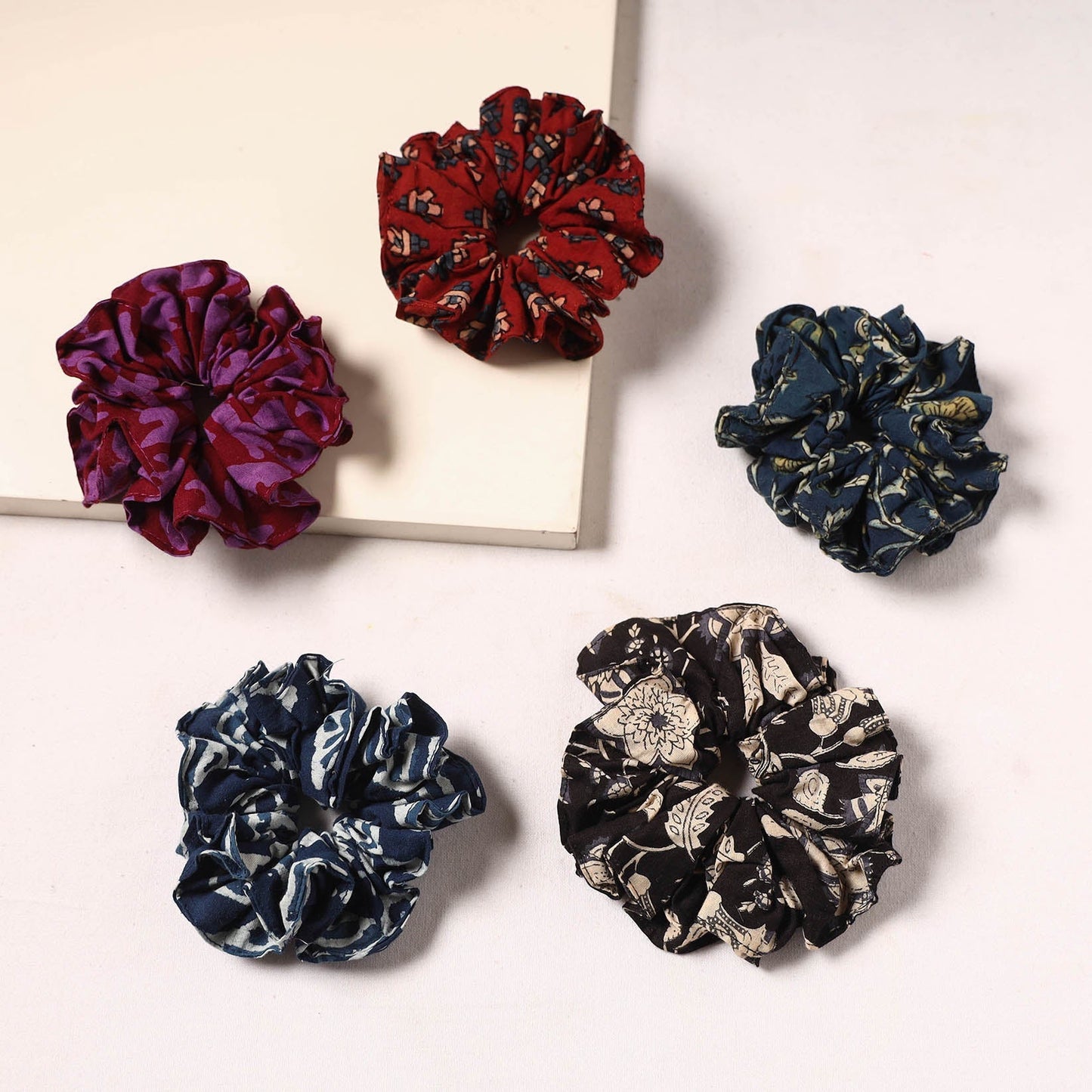 Handmade rubber band/scrunchies (set of 5) 15 - handcrafted