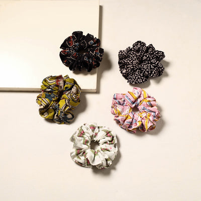 Multicolor - handmade rubber band/scrunchies (set of 5) 16
