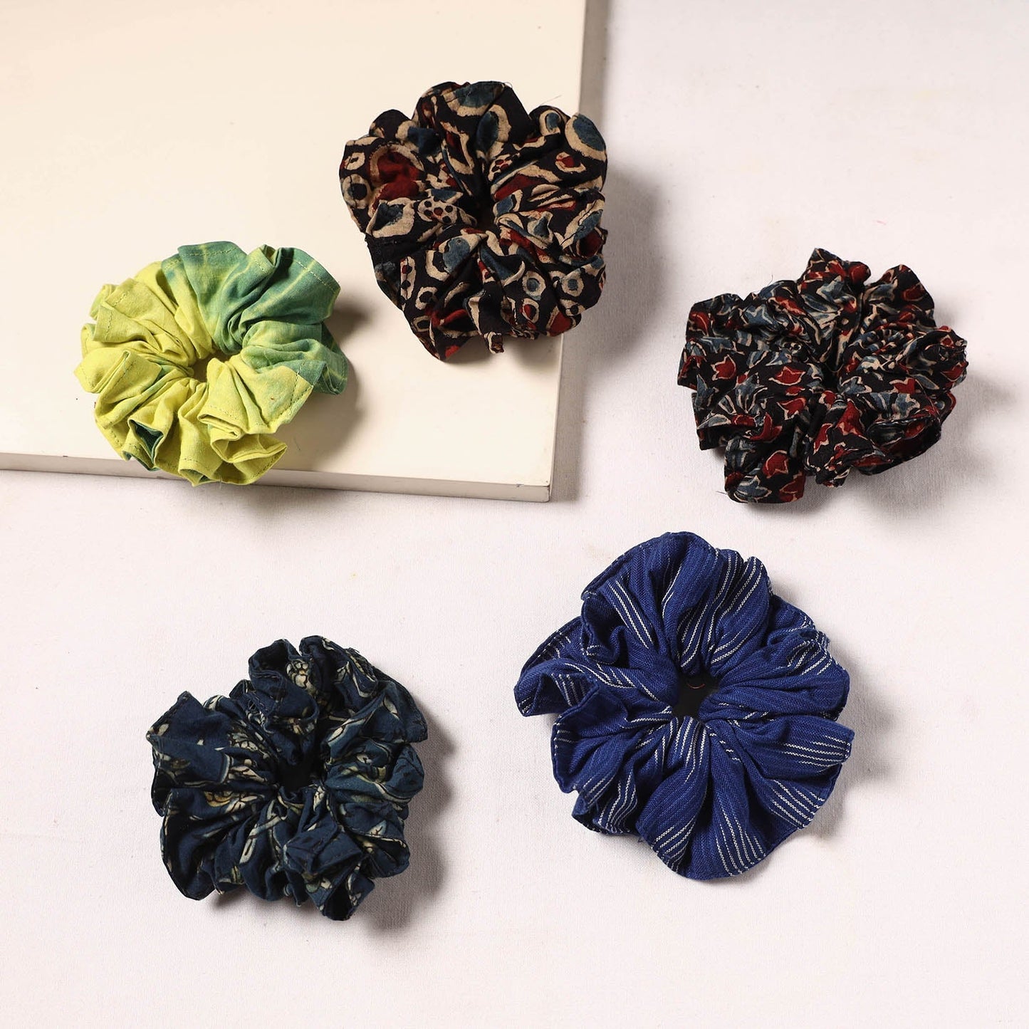 Handmade rubber band/scrunchies (set of 5) 16 - handcrafted