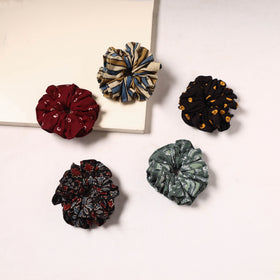 Handmade rubber band/scrunchies (set of 5) 18 - handcrafted