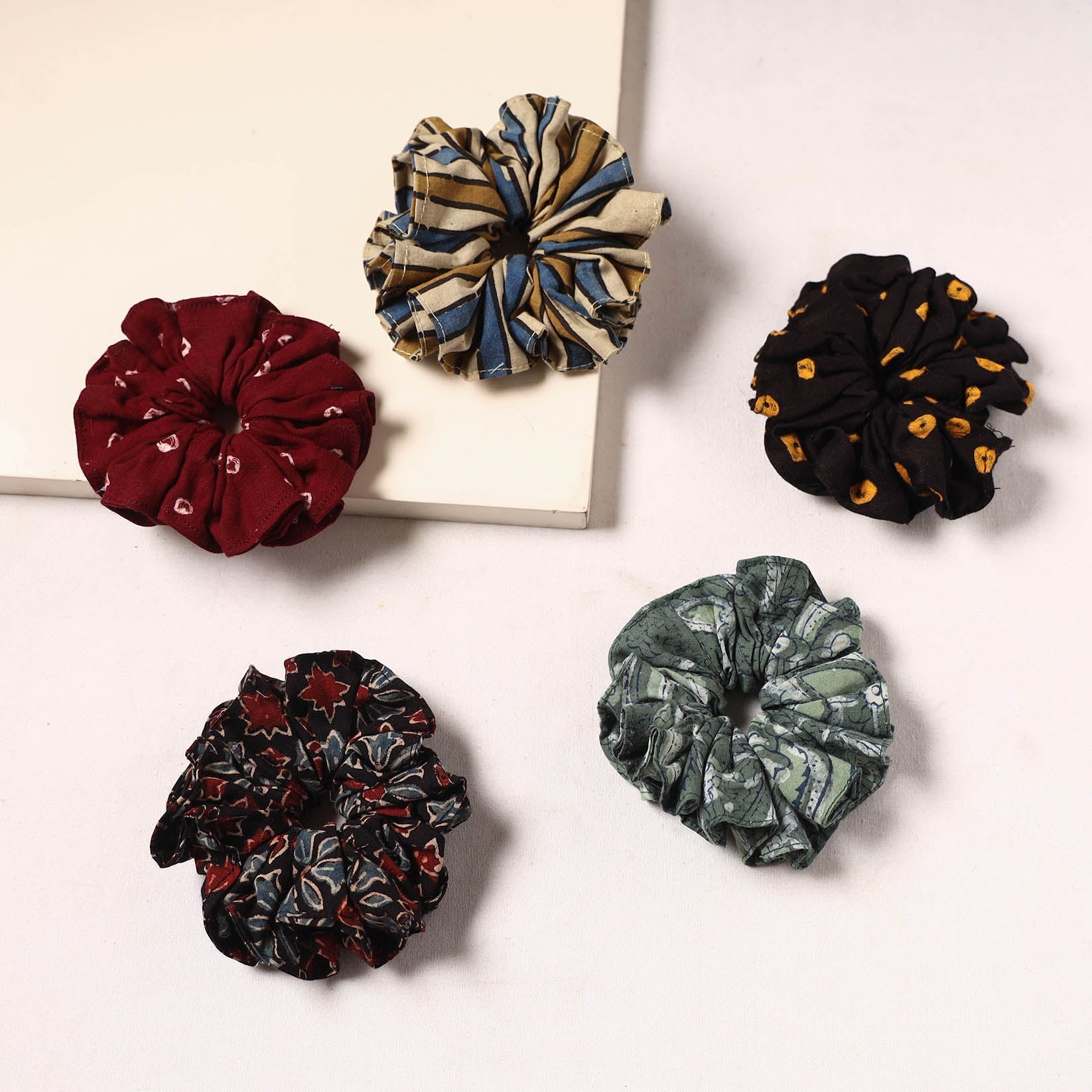 Handmade rubber band/scrunchies (set of 5) 18 - handcrafted