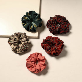 Multicolor - handmade rubber band/scrunchies (set of 5) 18