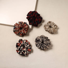 Multicolor - handmade rubber band/scrunchies (set of 5) 18