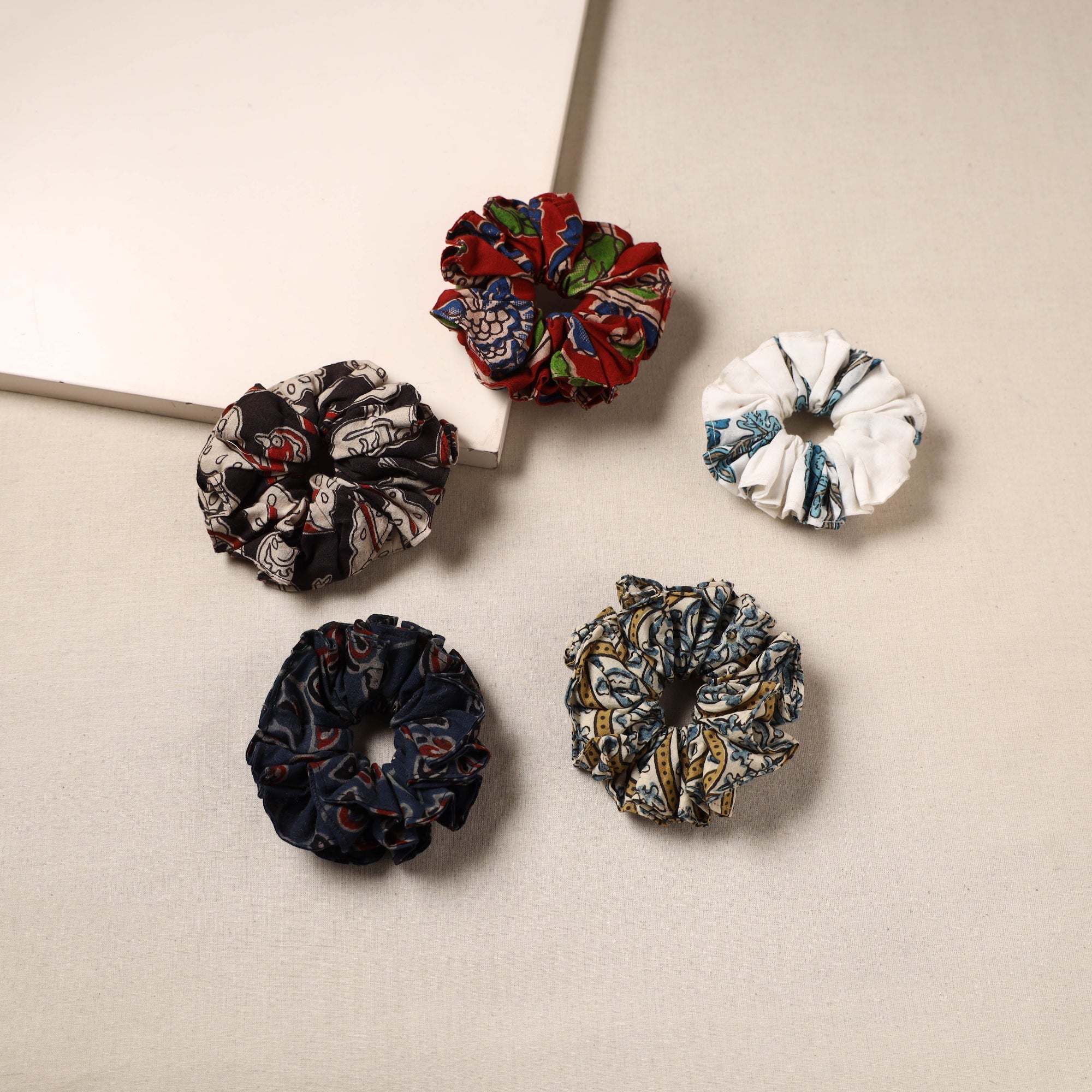 Multicolor - handmade rubber band/scrunchies (set of 5) 19