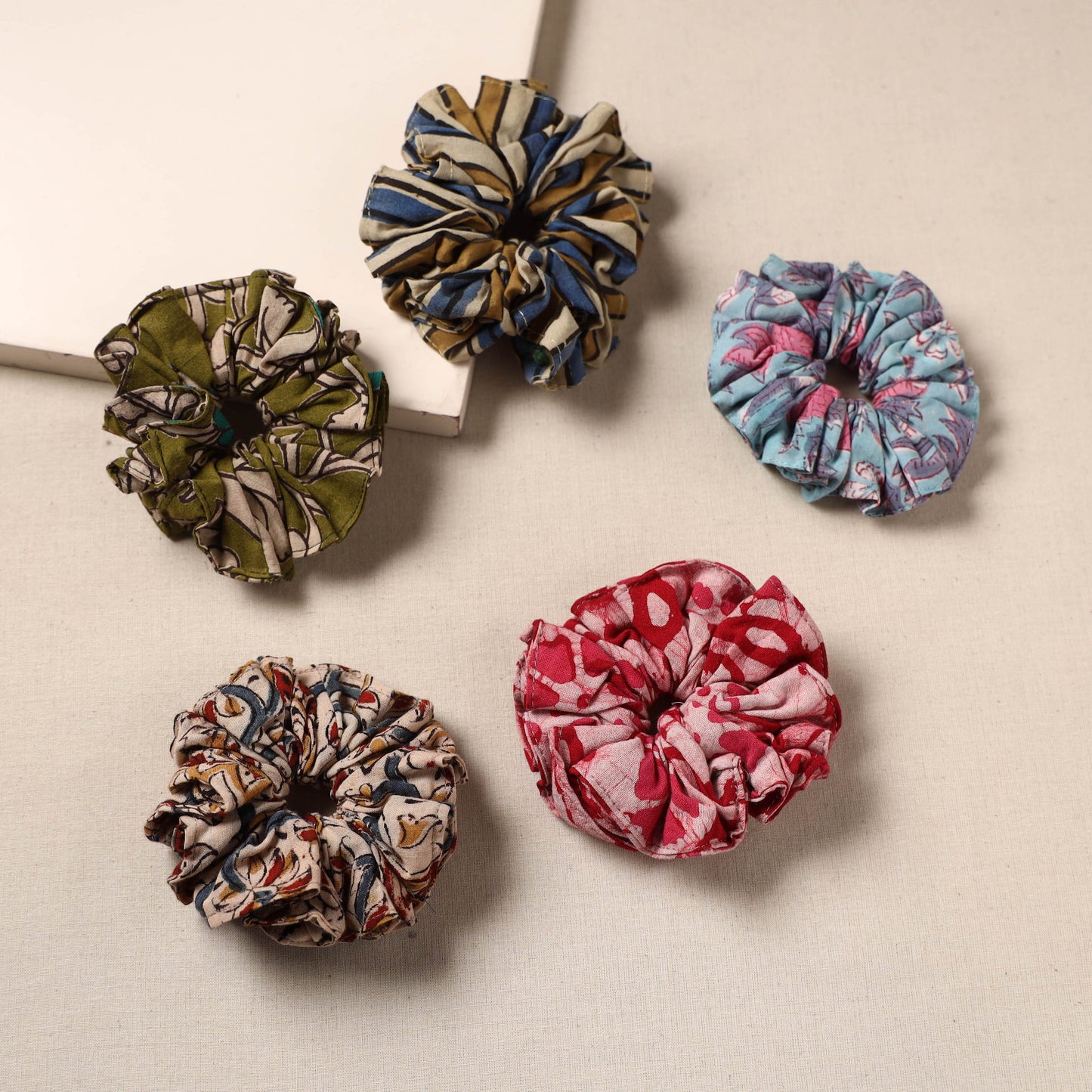 Multicolor - handmade rubber band/scrunchies (set of 5) 20