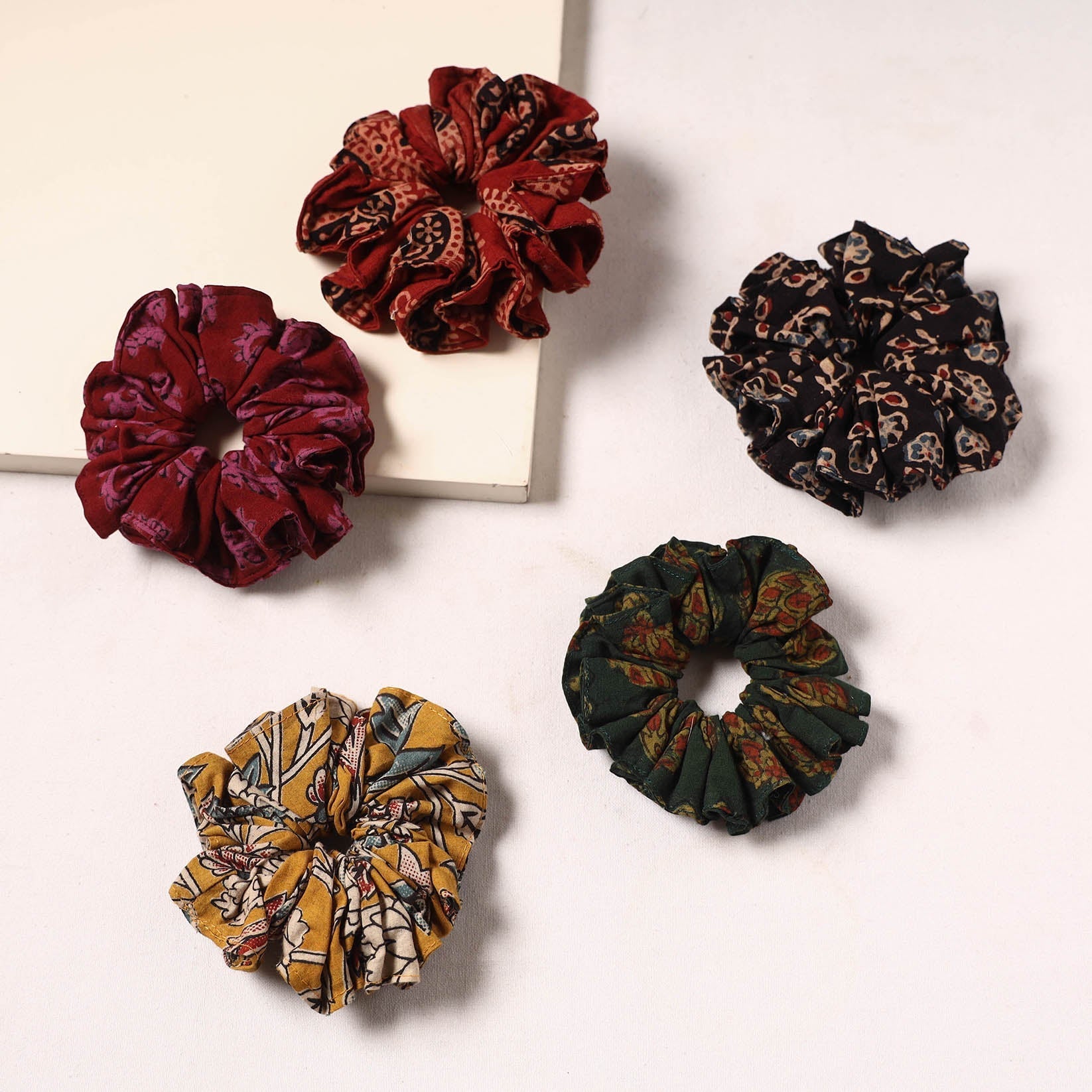 Handmade rubber band/scrunchies (set of 5) 22 - handcrafted