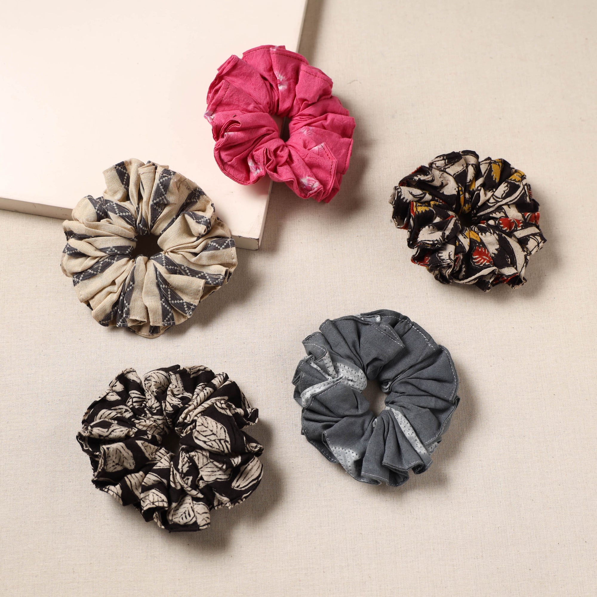 Multicolor - handmade rubber band/scrunchies (set of 5) 22