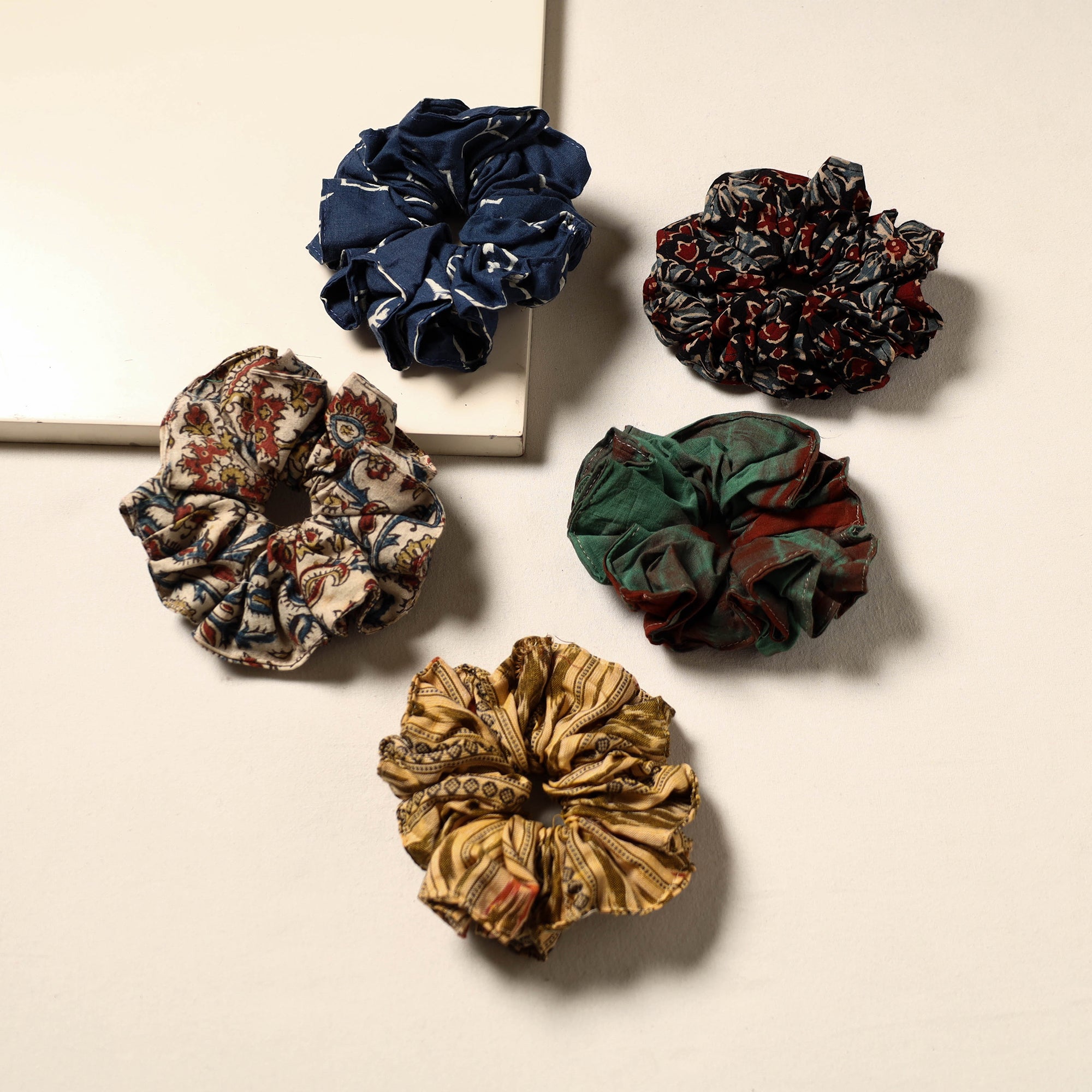 Multicolor - handmade rubber band/scrunchies (set of 5) 23