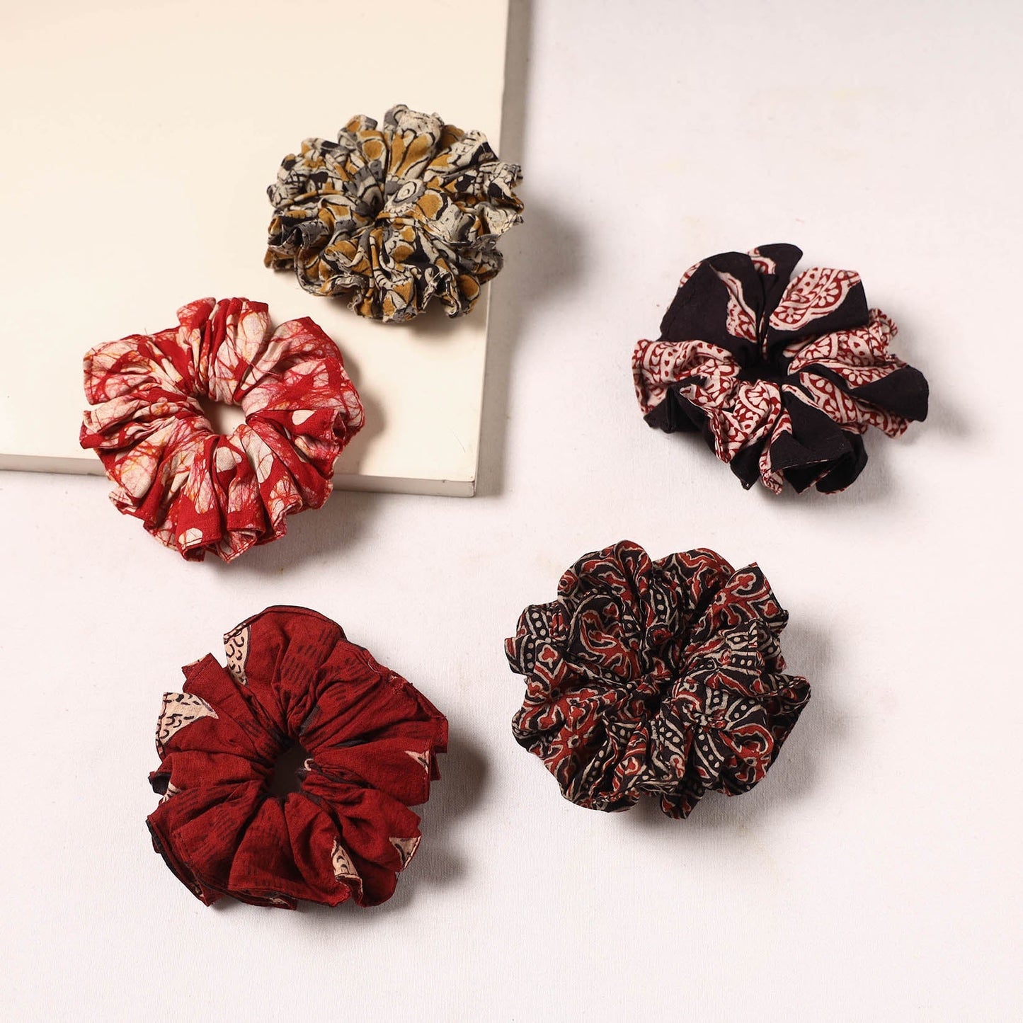 Handmade rubber band/scrunchies (set of 5) 26 - handcrafted