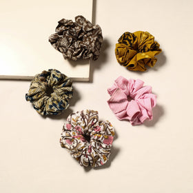Multicolor - handmade rubber band/scrunchies (set of 5) 26