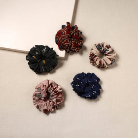 Handmade rubber band/scrunchies (set of 5) 27 - handcrafted